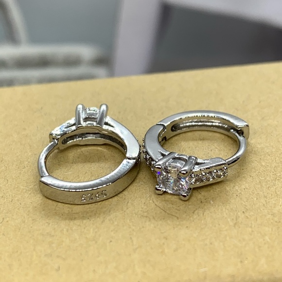 🌟 Sterling Silver Huggie Hoop CZ Earrings - Picture 4 of 5